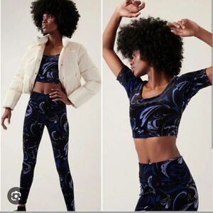 Athleta Exhilarate velvet athletic crop top. Blue & black Size xs, s, m & large